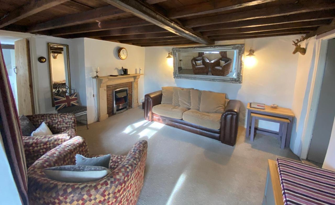 Thatch Cottage, East Boldre Nr Beaulieu And Lymington 브로큰허스트 외부 사진