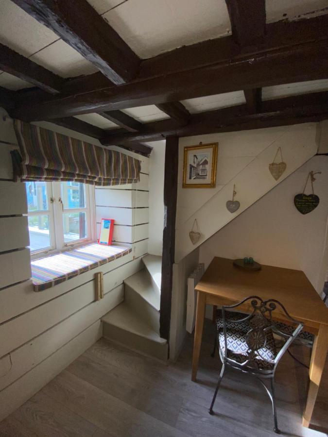 Thatch Cottage, East Boldre Nr Beaulieu And Lymington 브로큰허스트 외부 사진
