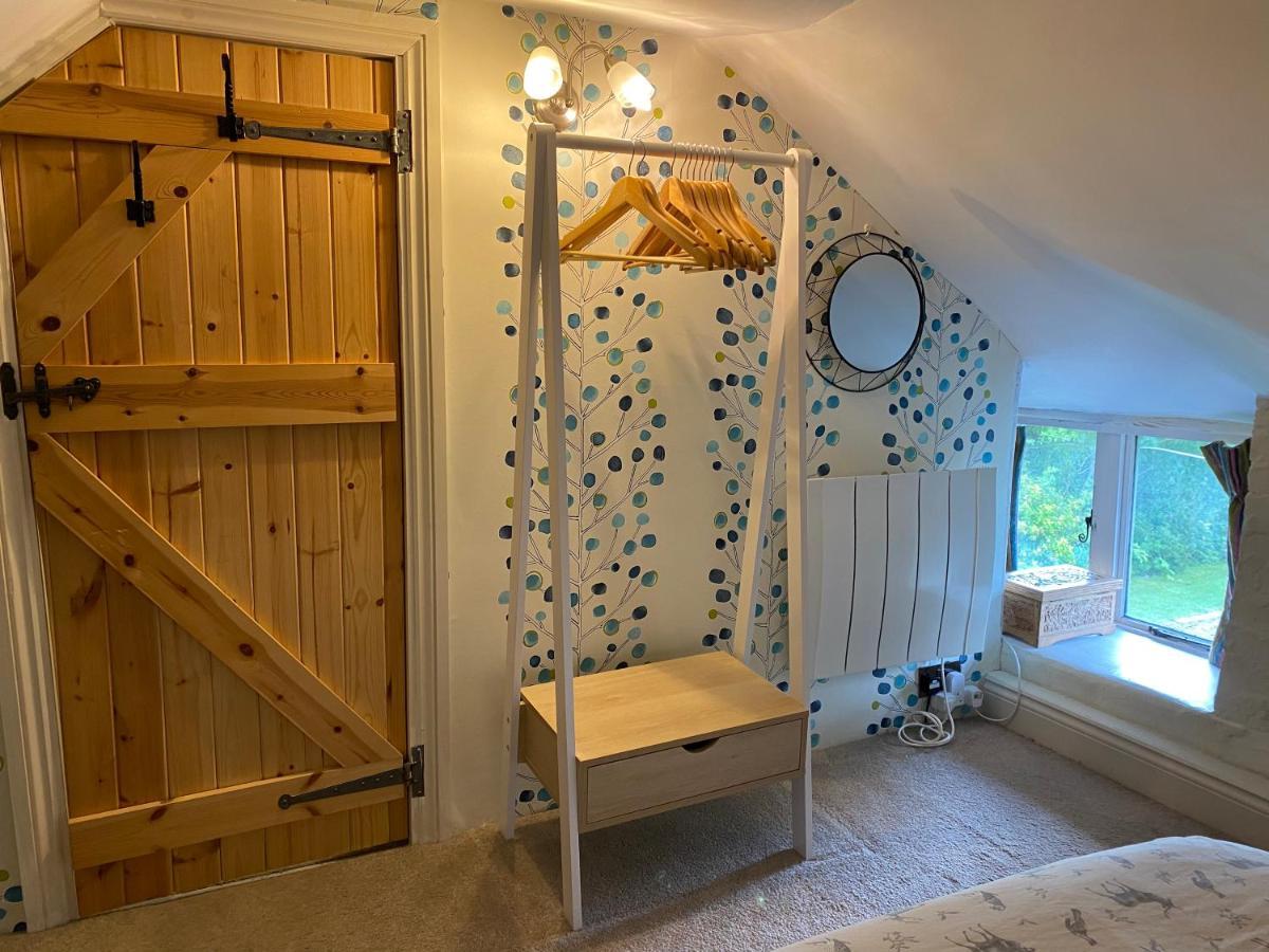 Thatch Cottage, East Boldre Nr Beaulieu And Lymington 브로큰허스트 외부 사진