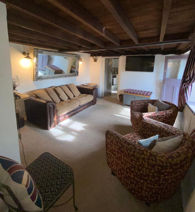 Thatch Cottage, East Boldre Nr Beaulieu And Lymington 브로큰허스트 외부 사진