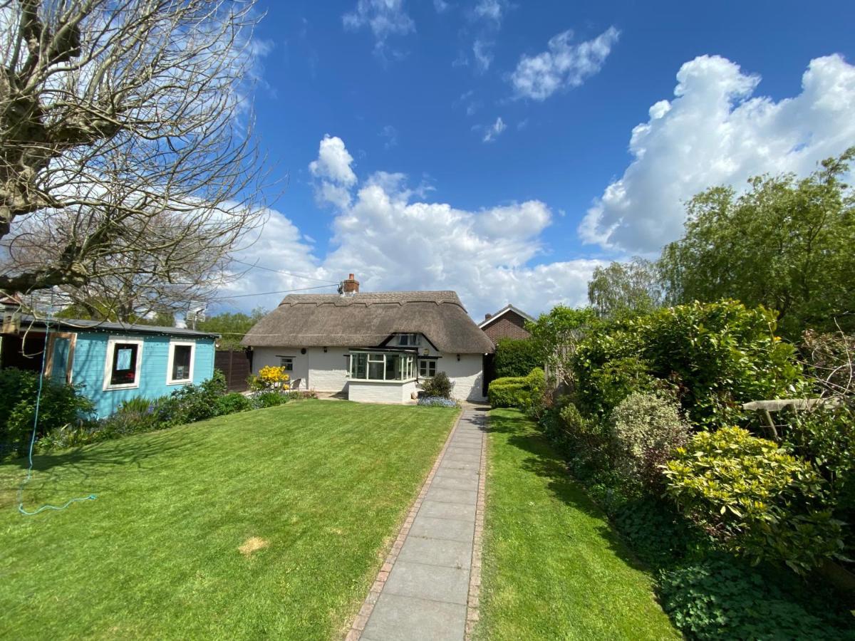 Thatch Cottage, East Boldre Nr Beaulieu And Lymington 브로큰허스트 외부 사진